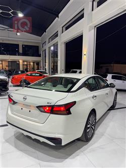 نیسان ئەلتیما